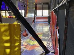 -嗨翻Hi-Fun竞技主题乐园·蹦床亲子生日轰趴(国光1937店)