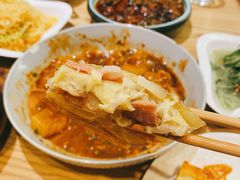 -小镇大厨新概念复合中餐厅(万达广场大连高新店)