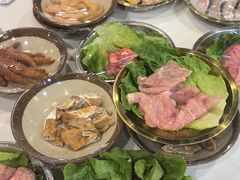 -尚品海鲜肥牛自助火锅(湖明店)