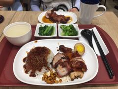 油鸡腿-了凡油鸡饭·面(台北101店)