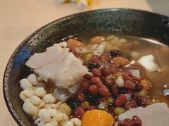 八宝甜汤-雪多冰·台湾甜品(高升店)