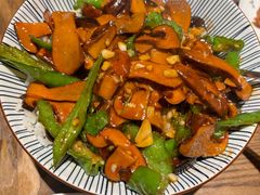 -小喜客·云南特色菜(纳西庭院店)