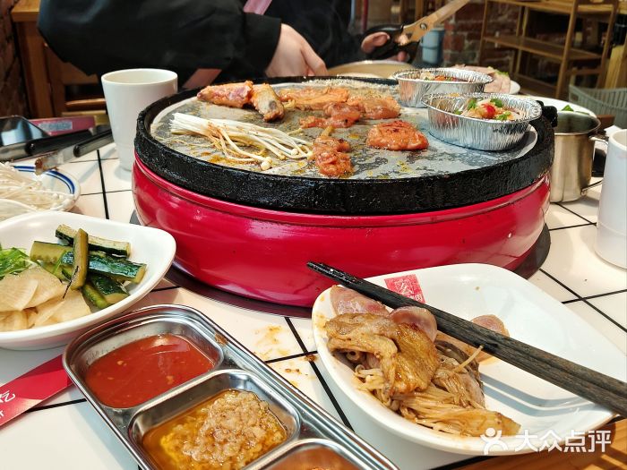 么肆烤肉·中式自助·烤肉大排档(街道口季佳PAI店)图片