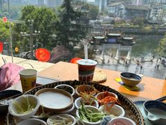 -包整·丝娃娃(一览甲秀楼风景店)