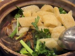 -胡须佬鸡煲四季火锅店(石厦西村直营店)