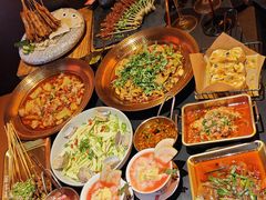 -何师烧烤Pro ·江湖川菜·小龙虾·精酿(太古里旗舰店)
