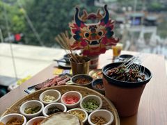 -包整·丝娃娃(一览甲秀楼风景店)