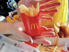 -麦当劳(展览路店)