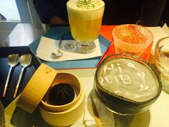 黑吃黑-茶是一枝花泡茶店