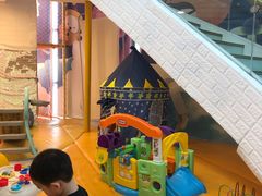 -极橙儿童齿科矫正中心(奥城店)