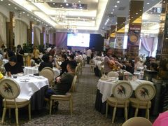 大堂-君德澜酒家·创意粤菜(金山谷店)