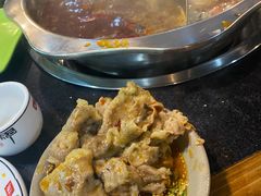 -何氏串串香火锅(翠亨店)