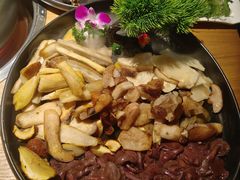 -一朵菌·野生菌探索家火锅(南亚店)