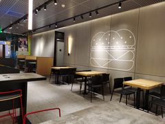 大堂-麦当劳(徐汇漕溪北路百脑汇店)