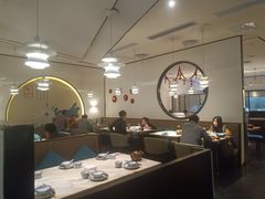 大堂-周渝食惦·酸菜鱼精致川菜(横岗店)