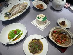 -荷栖小院·品质江西菜(红谷滩店)