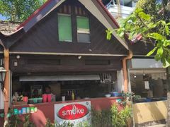 -Smoke resto