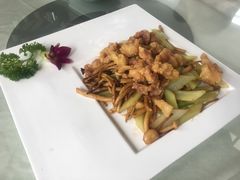 -谷丰健康凤贤居酒家