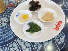 -桥香园过桥米线(国贸店)