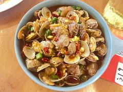 -六福烧烤酒馆(秦隆步行街店)