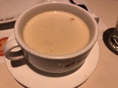 鸡茸蘑菇汤-菲滋意式休闲餐厅(北仑银泰城店)