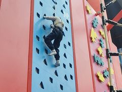 -蒙特利亲子乐园