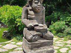 -静安公园(静安寺街道)