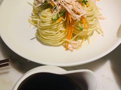 鸡丝凉面-初蓉丨遇见新川菜(亲贤街荣耀店)