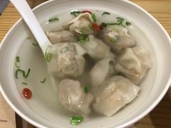 招牌鲀鱼馄饨-江小鲀河豚馄饨(日月光店)
