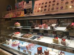 -巴黎贝甜(华堂新辰汇店)