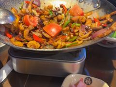 -富正毅三下锅·湘西韵味(天门山索道店)