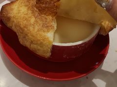 酥皮奶油蛤蜊汤-必胜客(巴沟店)