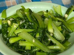 -老街烧烤大排档·地道湖北菜·龙虾馆(汉口火车站店)