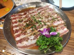 -明洞阿姨·韩式酱蟹烤肉·创意料理(三元桥店)