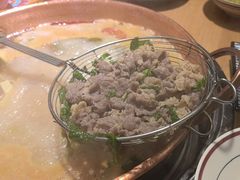 -洱火云南酸菜牛肉火锅(石景山当代商城店)