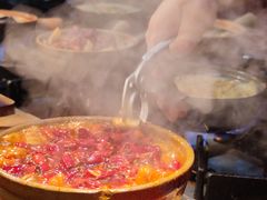-有红鸡毛店·砂锅菜(抚琴夜市店)