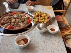 -阿婆情腊排骨火锅(金虹路店)