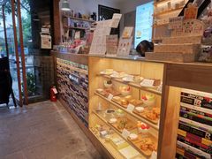 -猫的天空之城概念书店(苏州平江店)