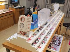 -优医视平价眼镜蔡司依视路折扣工厂店(德胜门店)