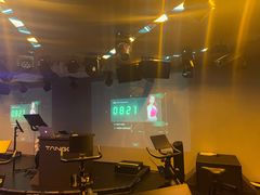 -TANGO LIVEHOUSE动感单车(巴黎春天店)