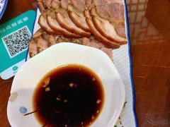 三少酱肘子-娄三少·老北京春饼烤鸭家常菜(方庄店)