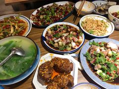 -二孃鸡爪爪(东风路总店)