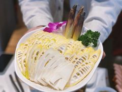 -巴奴毛肚火锅概念餐厅