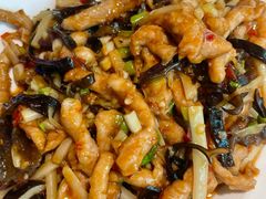 鱼香肉丝-茅庐川菜(烟台万象汇店)