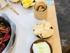 -正贰捌经重庆老火锅(建设路店)