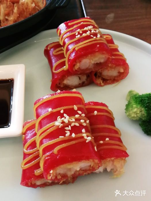 十二悦厨·茶餐厅(比斯特上海购物村店)金沙鲜虾红米肠图片