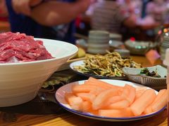 -野山舂·贵州现舂酸汤火锅(鸿通城店)