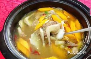 Coconut Water and Papaya Steamed Squab