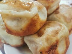 -宝瑞门钉肉饼店
