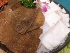 -三人行骨头王火锅(长寿店)